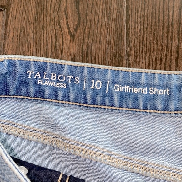Talbots flawless girlfriend shorts size 10 - Picture 4 of 7
